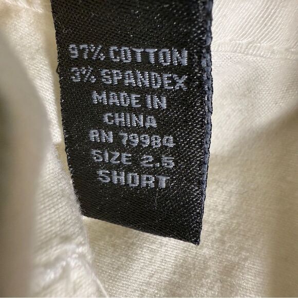 Additions by Chico’s Ivory Straight Leg Pants Women’s Size 3.5 Short - Picture 5 of 5